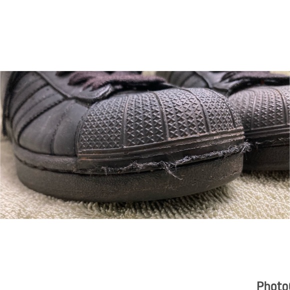 Adidas - Picture 6 of 7